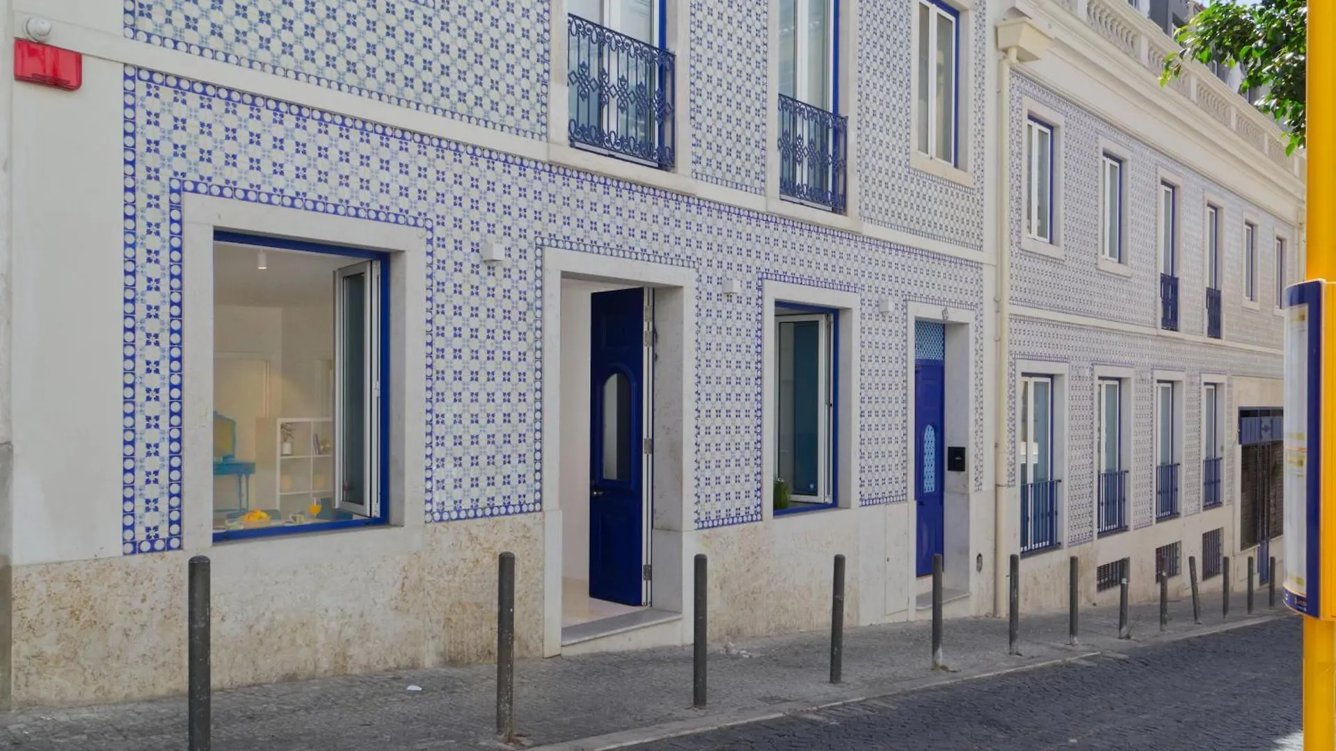 Inloveapartments - Luxury In Alfama Lisbon Apartment