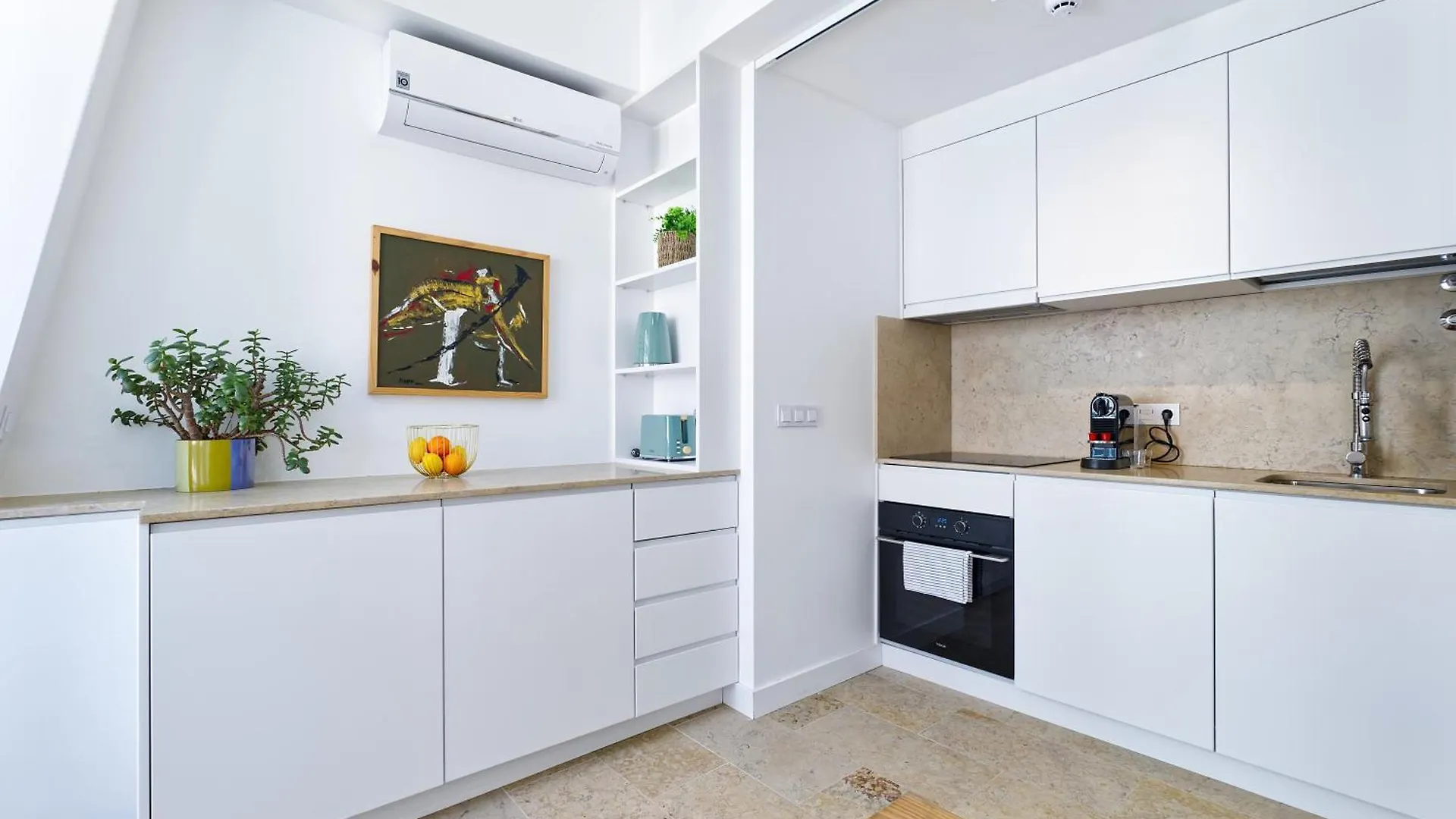 Inloveapartments - Luxury In Alfama Lisbon Apartment