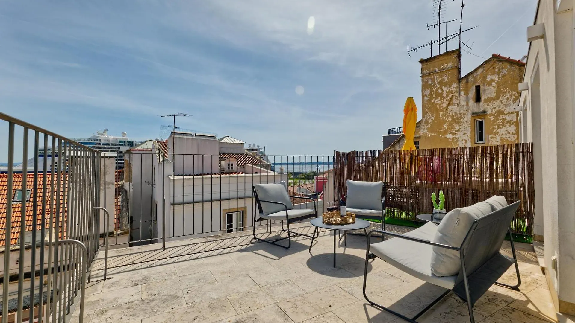 Apartment Inloveapartments - Luxury In Alfama Lisbon
