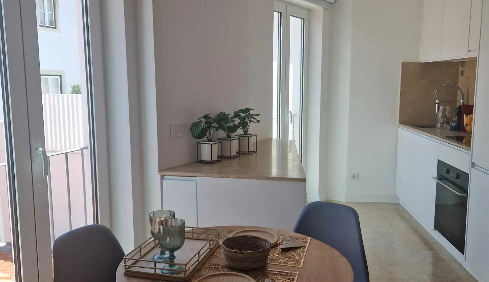 Inloveapartments - Luxury In Alfama Lisbon 0*,