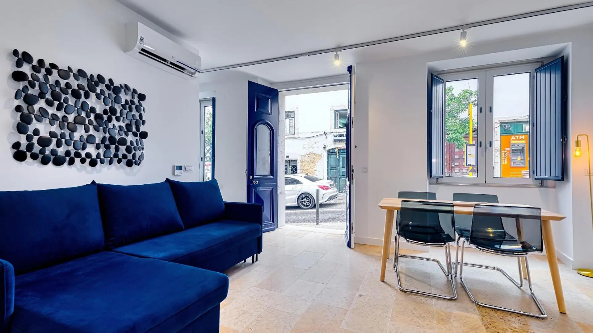 Inloveapartments - Luxury In Alfama Lisbon Apartment