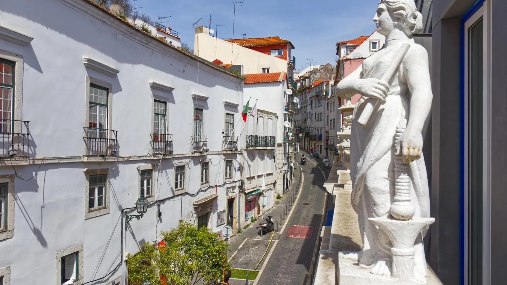 Inloveapartments - Luxury In Alfama Lisbon Apartment